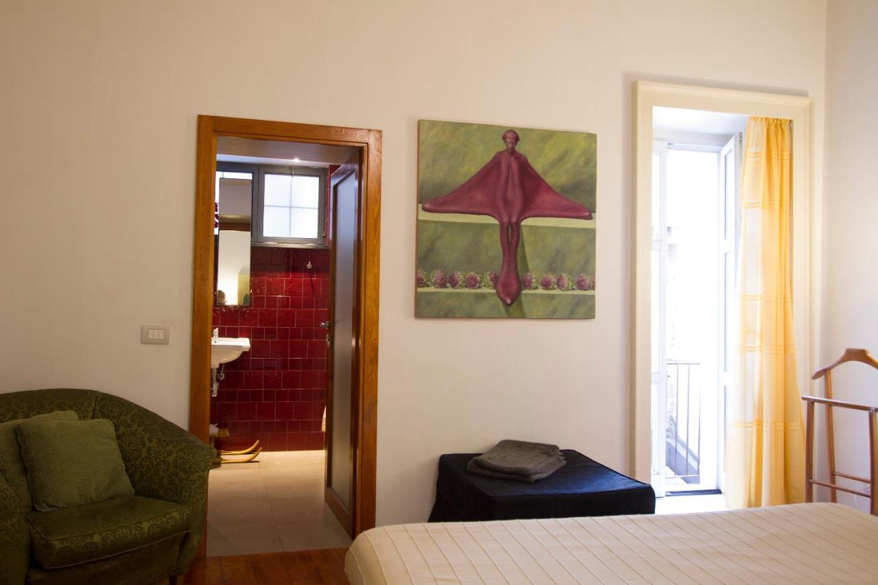 Tre Vie Apartment Con Terrazzo Giardino Pensile カターニア エクステリア 写真