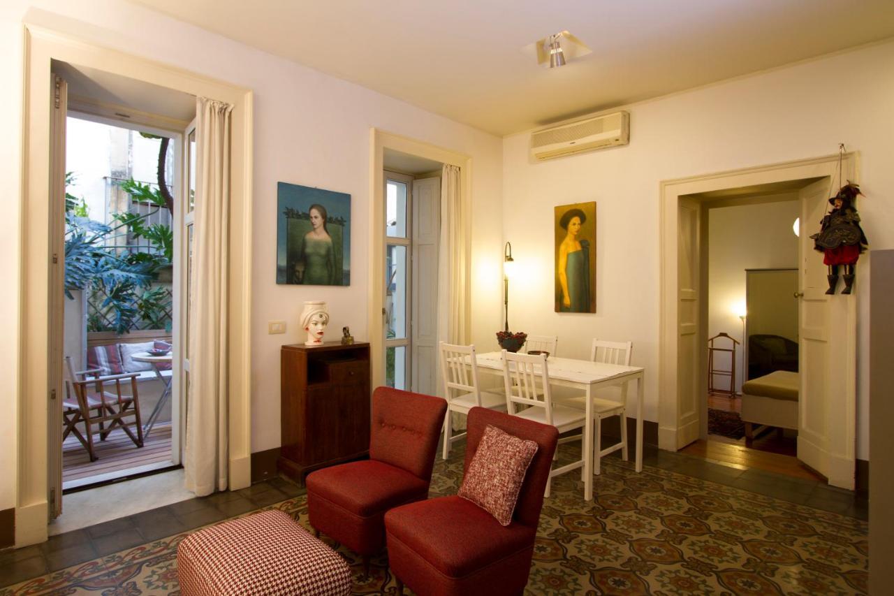 Tre Vie Apartment Con Terrazzo Giardino Pensile カターニア エクステリア 写真